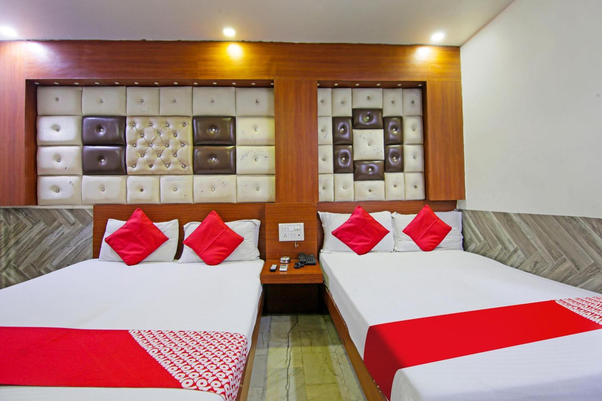 O Pink Palace Hotel 3*